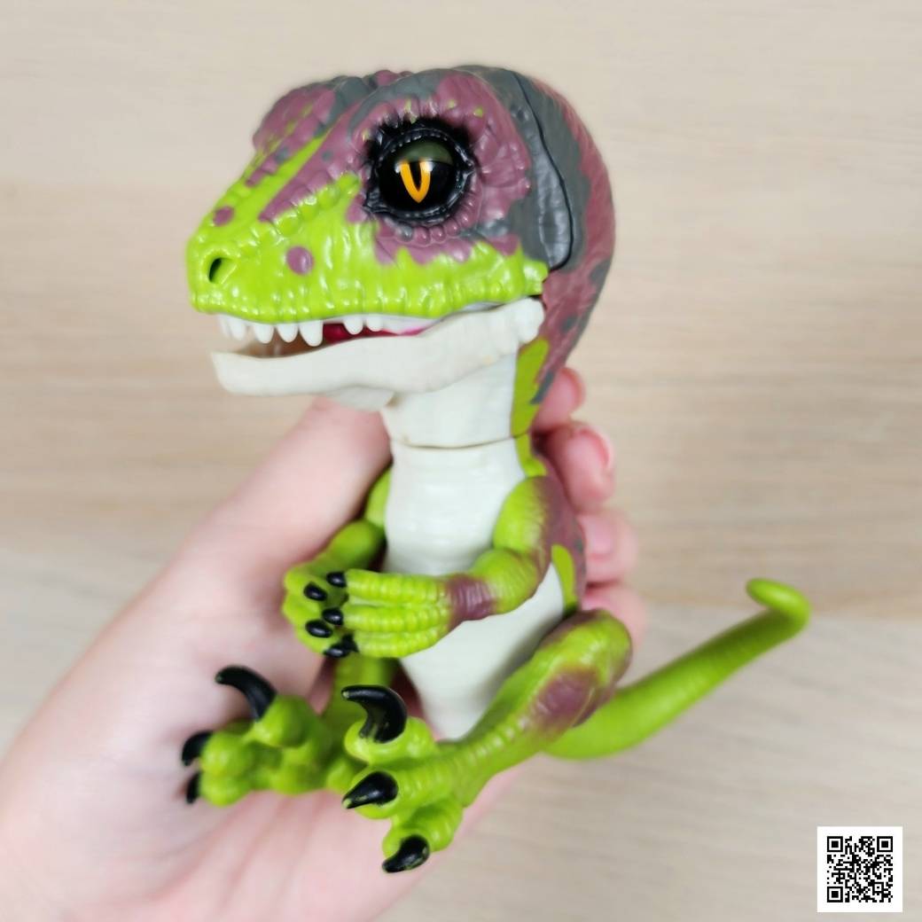 [F56]  Fingerlings Dino Collection (Raptor)
