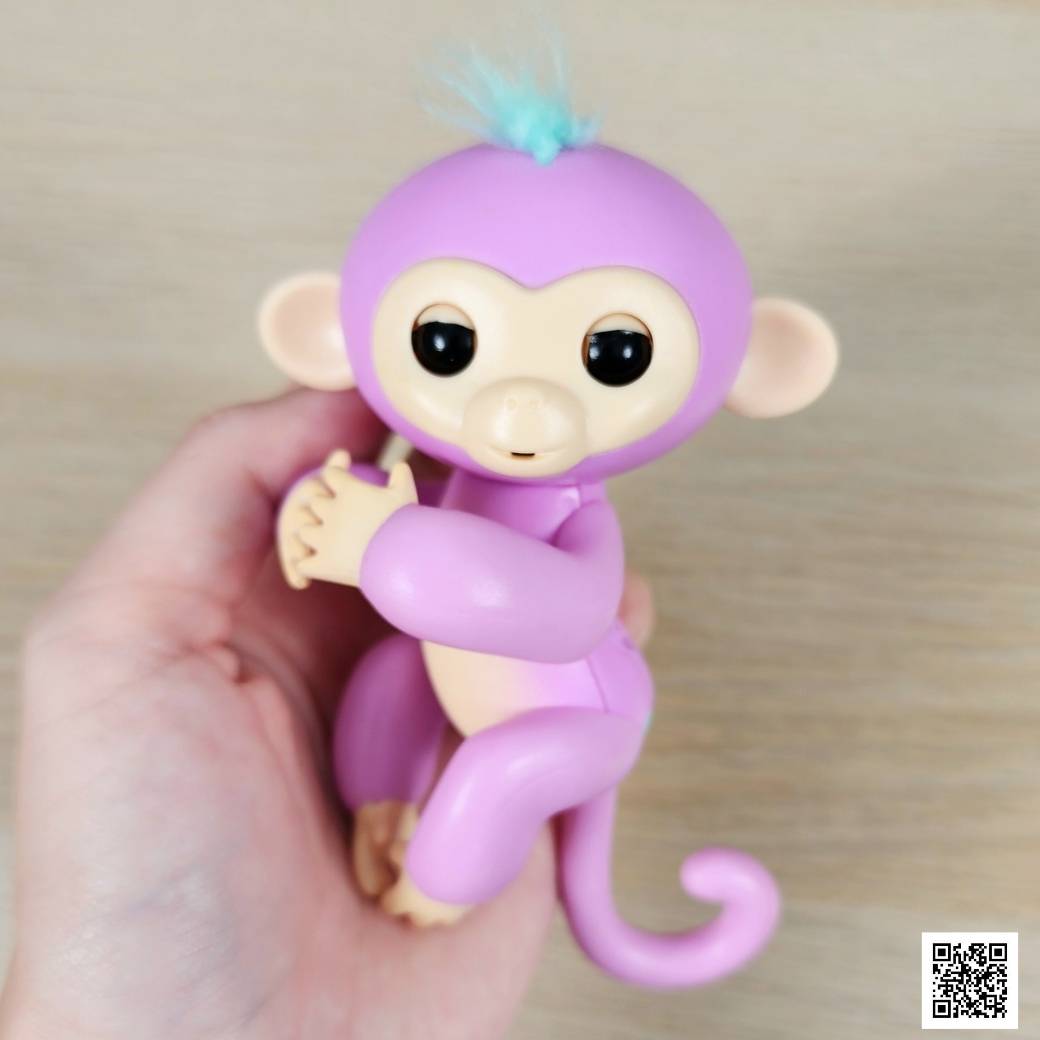 [Q38]  Fingerlings Baby Monkey